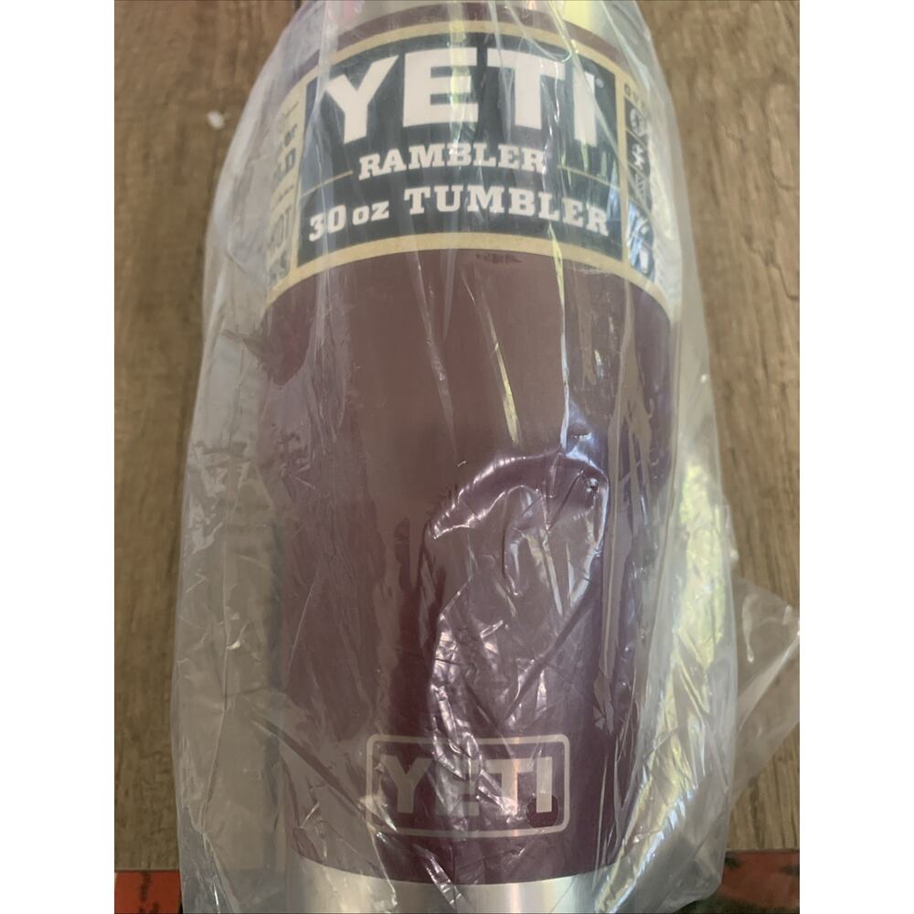 Yeti Rambler 30oz Tumbler Brick Red